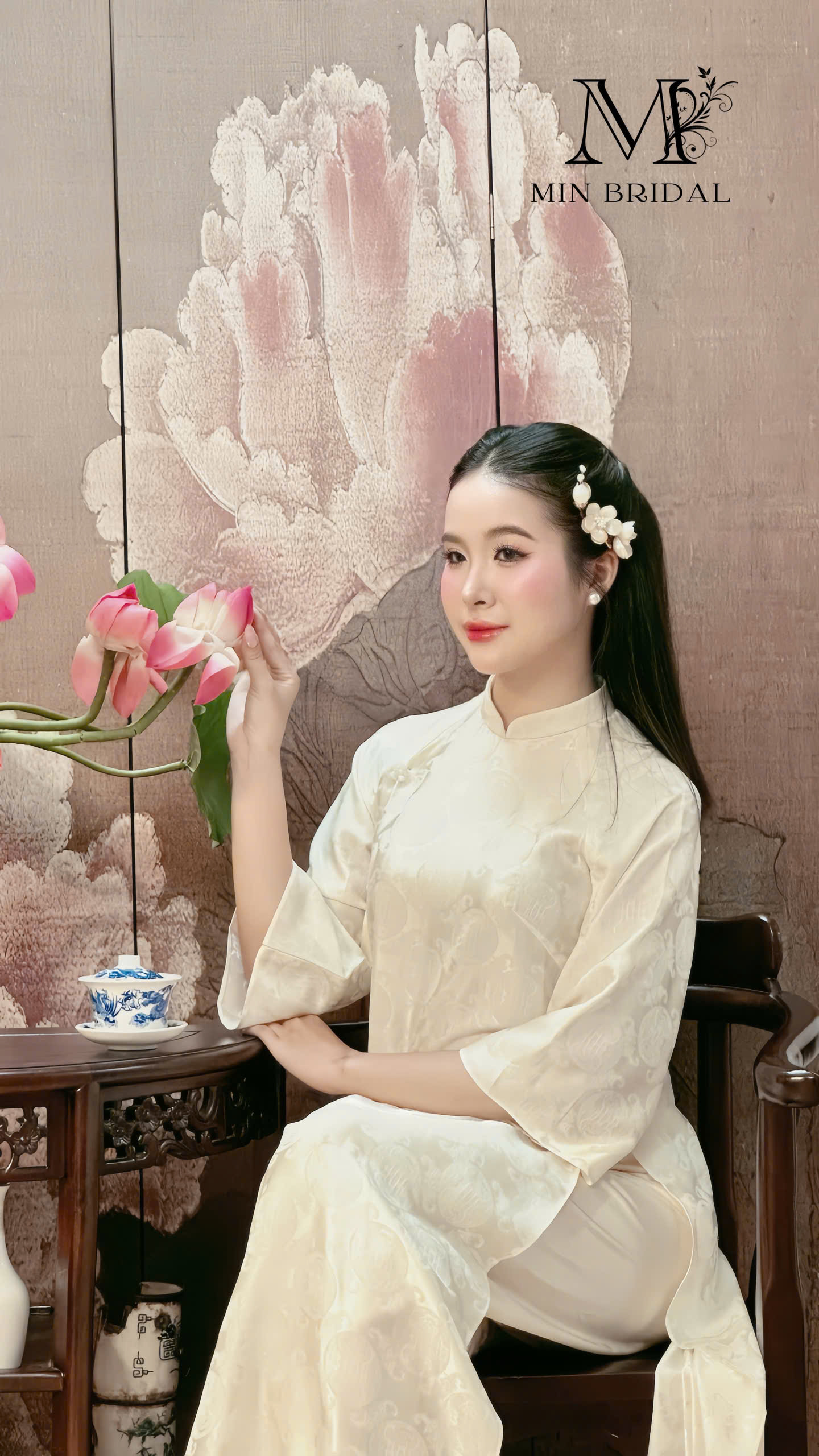 ÁO DÀI CÁCH TÂN NỮ